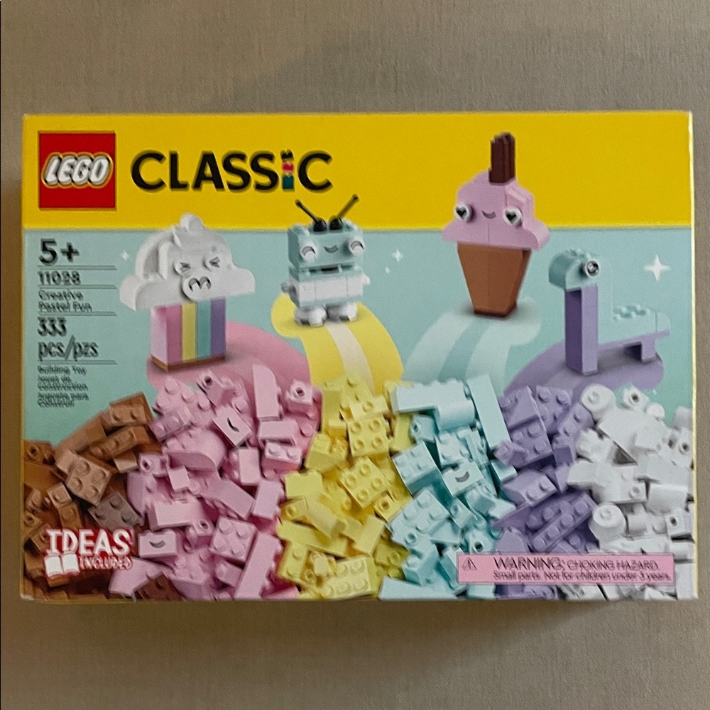 LEGO Classic Creative Pastel Fun Building Set 11028 New